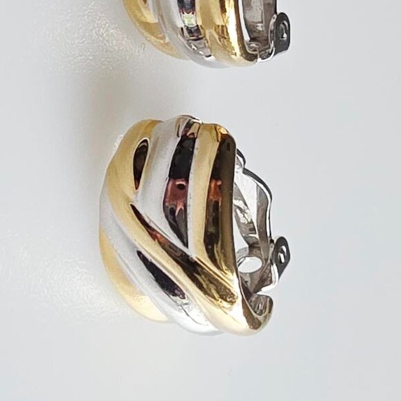 Vintage Two-Toned Clip-On Earrings - Picture 7 of 9